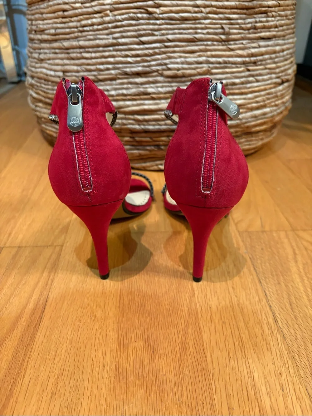 Adrienne Vittadini chic ankle
